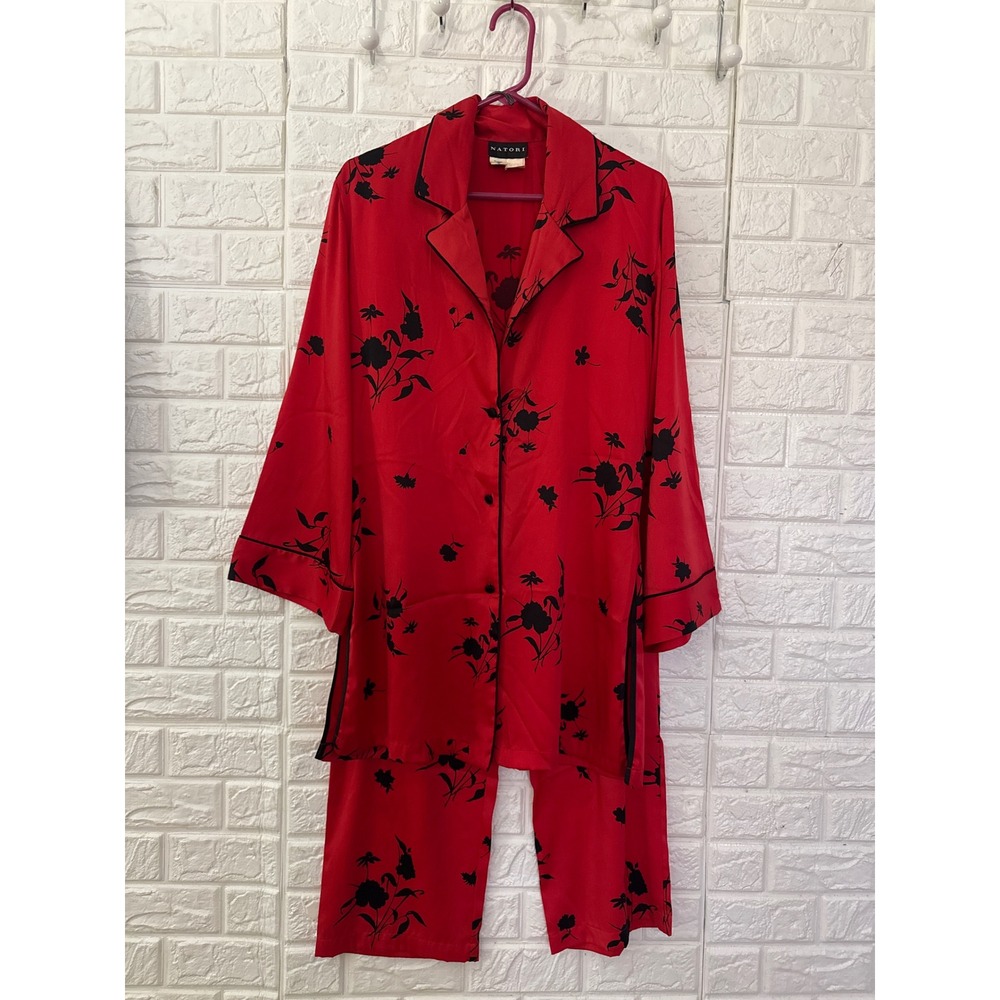 Natori Red Black Floral Satin Pajama Set Button Front Long Sleeve Pants Small